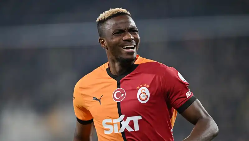 Osimhen, Napoli ve Galatasaray'dan Ayrılıp Yeni Bir Destana mı Yelken Açacak?