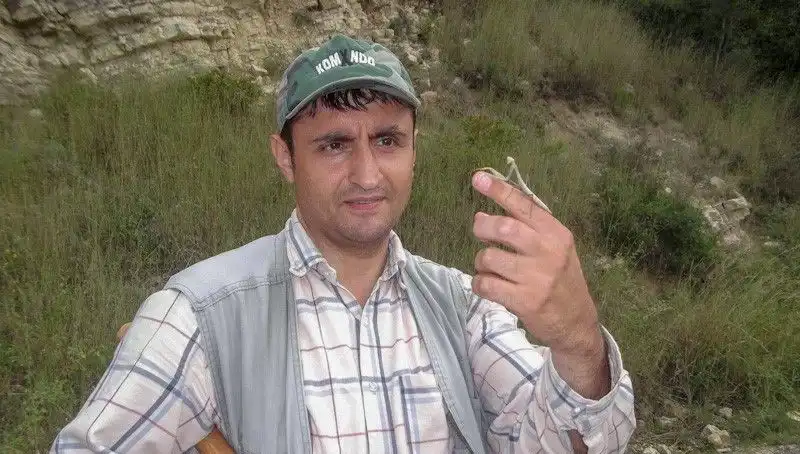 Yeni Keşfedilen Böcek Türüne Eşinin Adını Verdi, Tepkiler Çığ Gibi Geldi