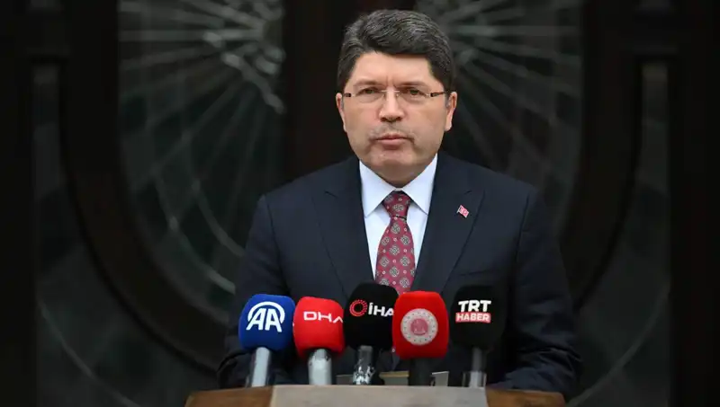 İmralı Heyeti, Adalet Bakanı Tunç ile Görüşerek Yeni Süreç Başlatacak