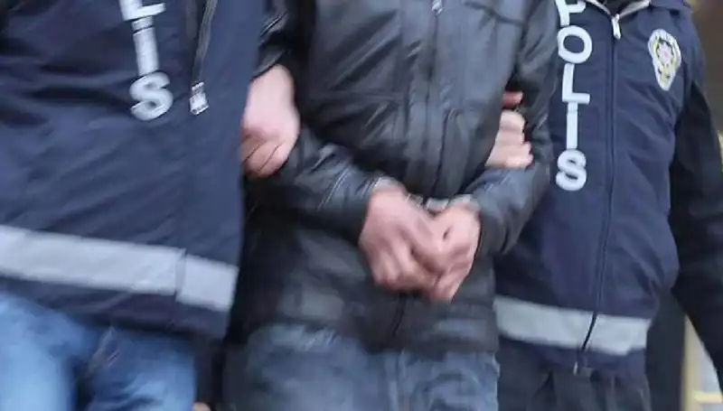 Osmaniye'de İkisi Kadın, 7 Kişi Uyuşturucu Operasyonunda Tutuklandı