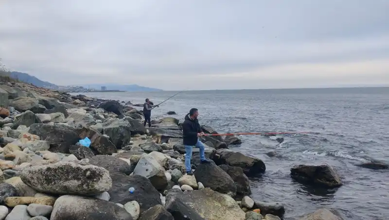 Kafesten Kaçan 2 Ton Levrek Denize Karıştı: Sahildeki İnsanlar Şaşkın