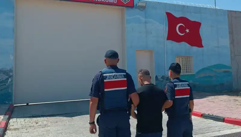 Afyon’da Yakalanan 9 Suçlu, Şehirde Huzuru Tehdit Ediyordu