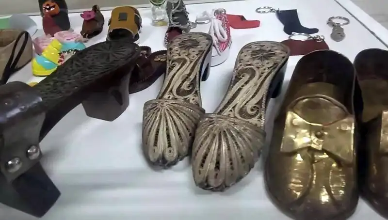 Ünlü İsimlerin Ayakkabılarıyla Dolu Olan Eşsiz Müze Açıldı