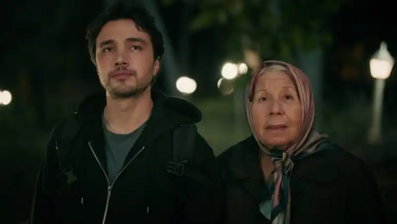 Aile Saadeti Dizisi İlk Bölüm Tarihi Açıklandı: İzleyiciler Merakla Bekliyor!