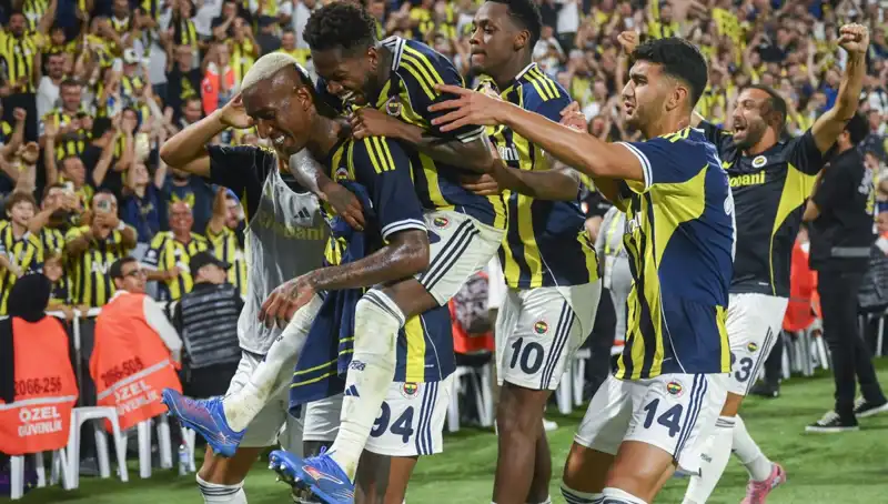 Fenerbahçe'nin Gelirleri İkinci Çeyrekte Rekor Kırdı!