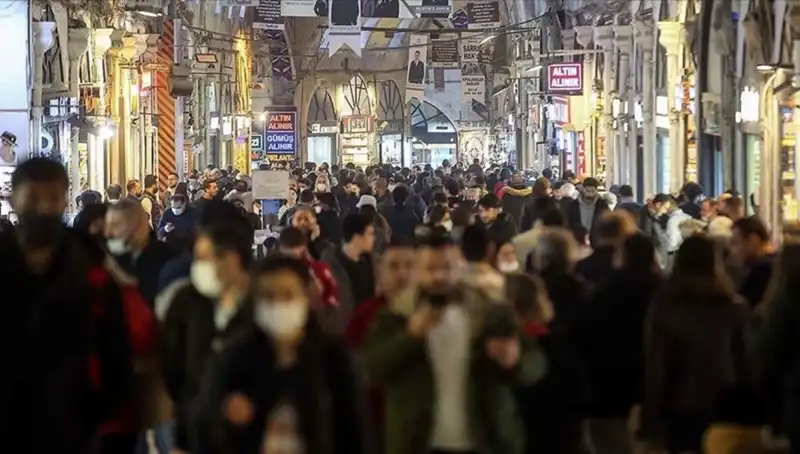 Suç Çetesinin Kara Parası Kapalıçarşı'da Ele Geçirildi: Milyar Liralık Vurgun