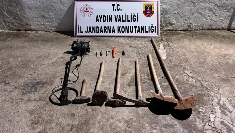 Aydın'da Kaçak Kazı Yapan Suçlular Suçüstü Yakalandı!