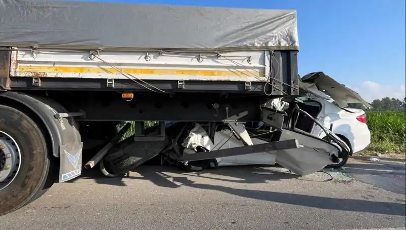 Sakarya’da Otomobil Kazası: 1 Kişi Hayatını Kaybetti