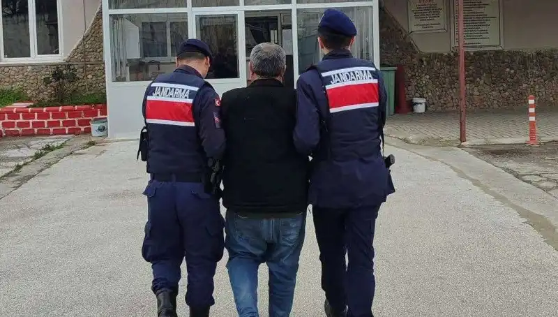8 Yıl Aranmanın Ardından Hapis Cezası: Kimdir Bu Gizemli Kişi?