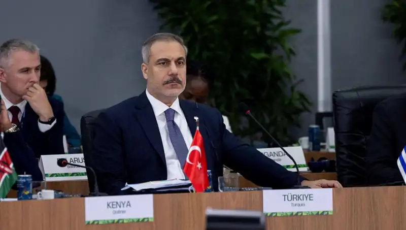 Yapay Zeka Tahakküm Aracı Olmasın! Bakan Fidan BRICS Zirvesinde Uyardı