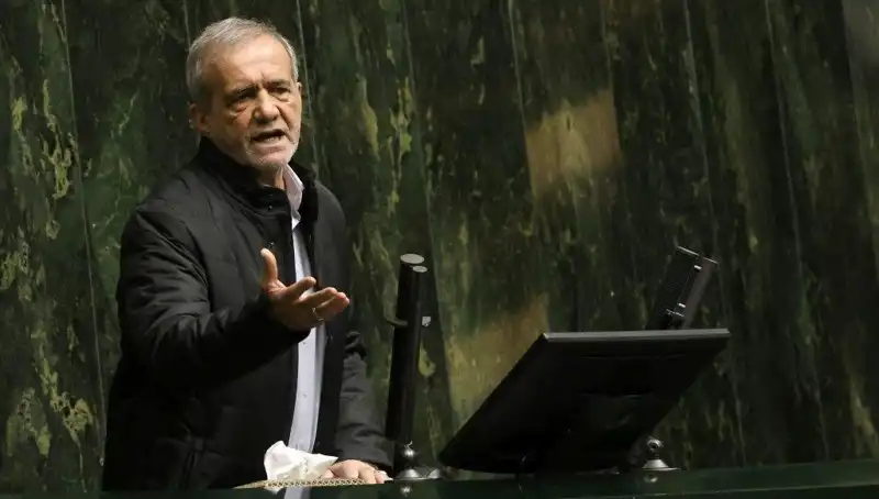 Türkiye Ekonomik Krizle Mücadele Ederken İran Cumhurbaşkanı Yardımcısı Lüks Geziye Gitti