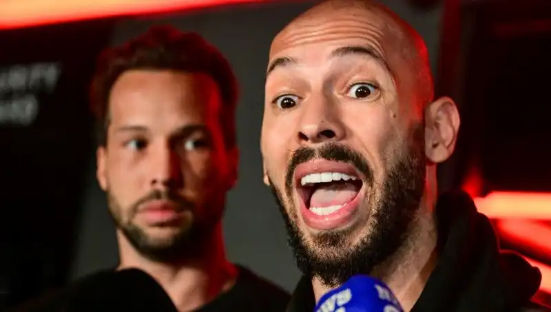 Cinsel İstismar Suçlusu Influencer Romanya'ya Dönüş Yaptı: Açıklamaları Şaşırttı