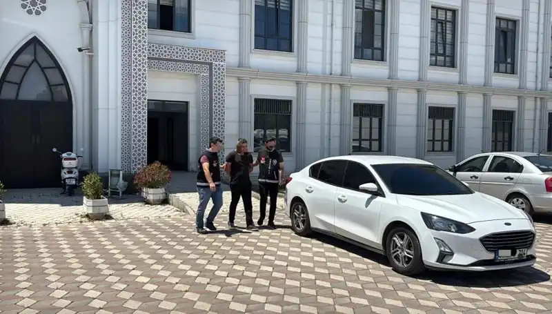 Kocaeli'de Şok Cinayet: Katil Zanlısı Kaçarken Yakalandı