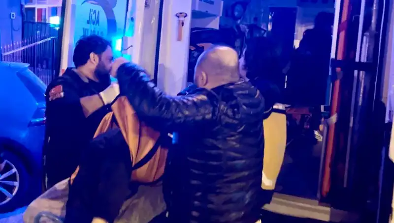 Tartışma Sonrası Babasını Vuran Genç, Türkiye'yi Aşk ve Şiddet Üzerine Düşündürüyor